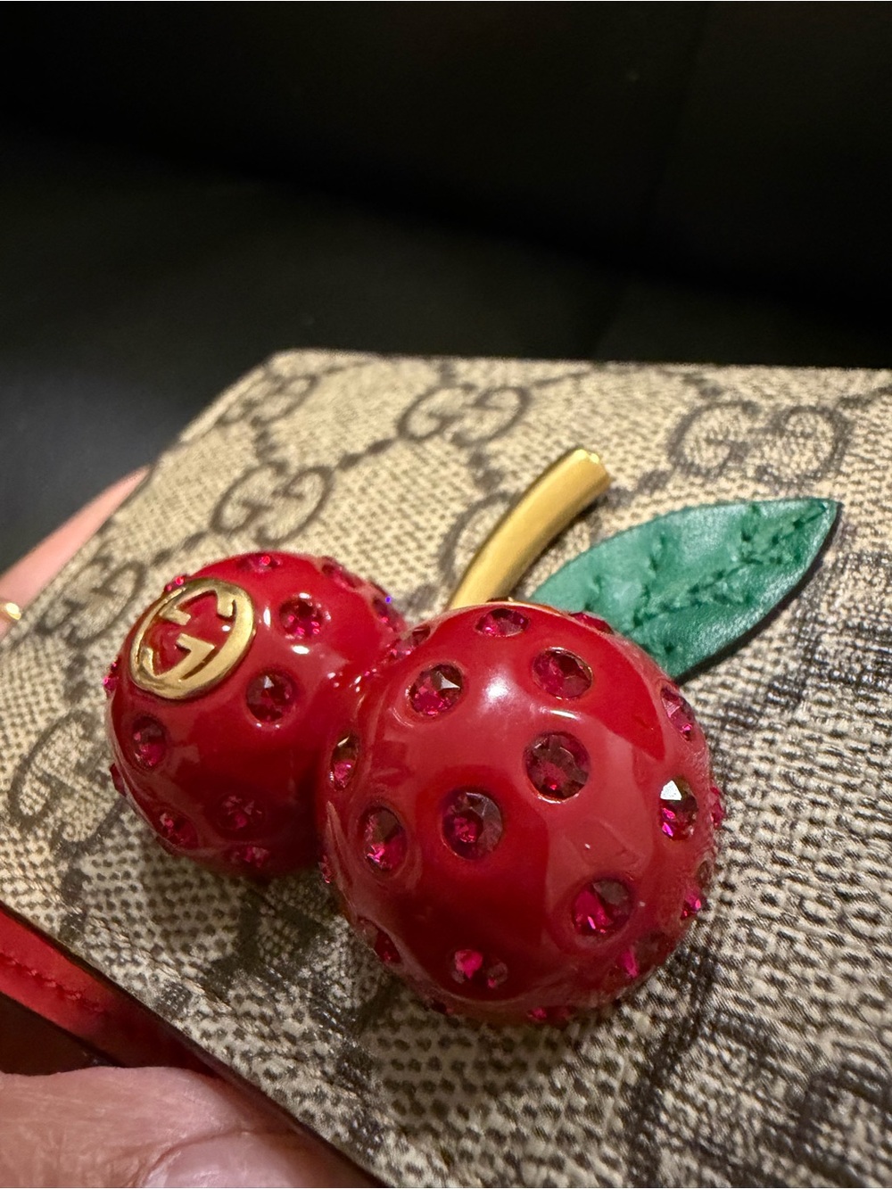 Authentic GUCCI cherry bifold wallet - Picture 2 of 12